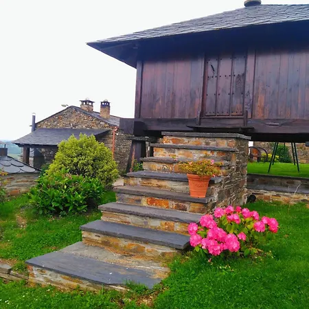 Rurales Casa Do Cabo Kır Evi Vega de Logares