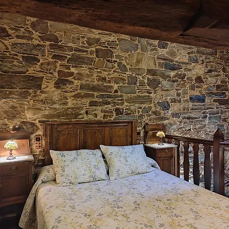 Rurales Casa Do Cabo * Vega de Logares